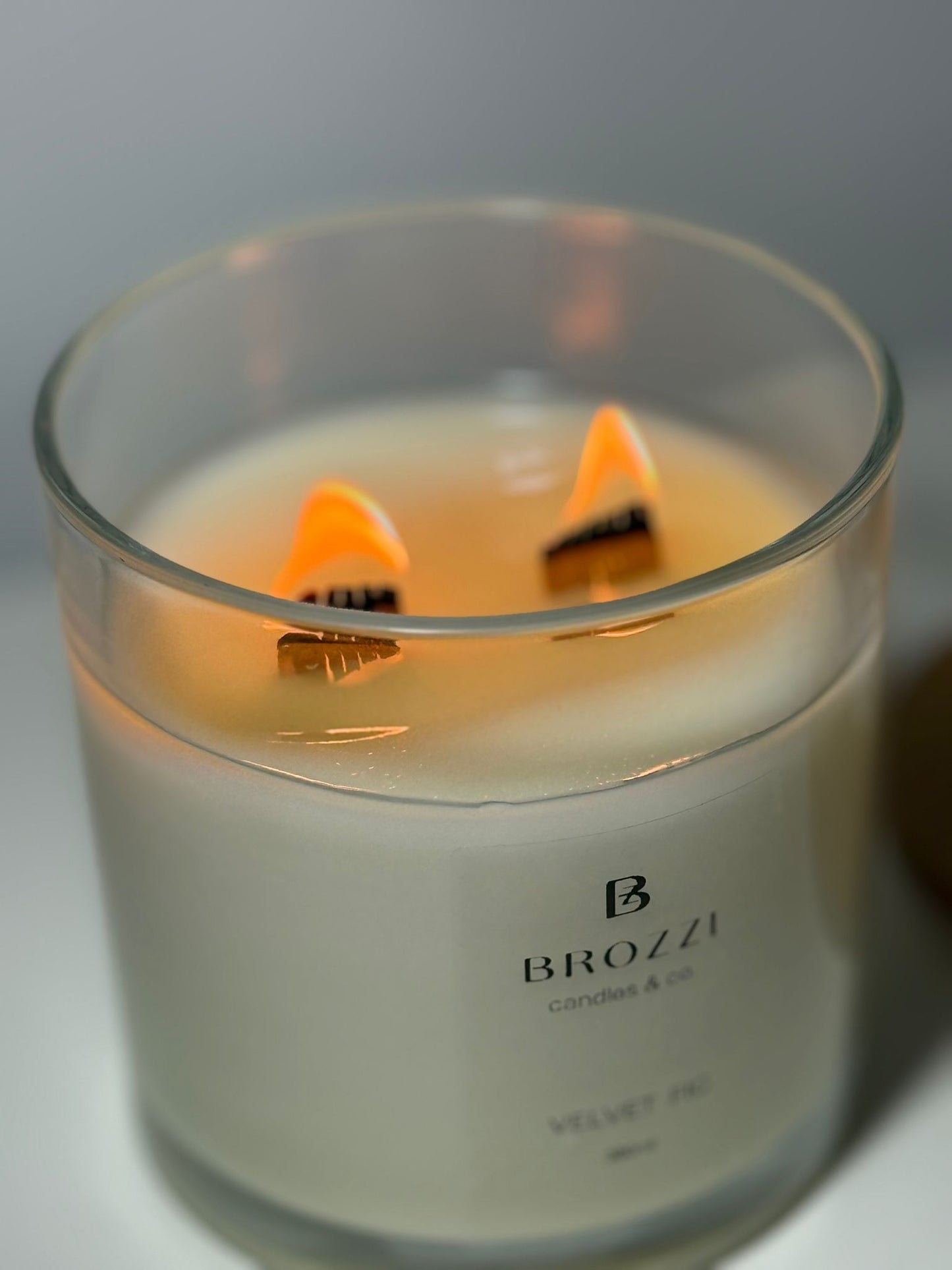 Velvet Fig Scented Candle – 380g | Wooden Wick Candle